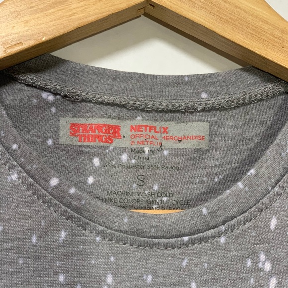 Netflix Merchandise "Stranger Things" Women's Graphic T-Shirt - Picture 4 of 4